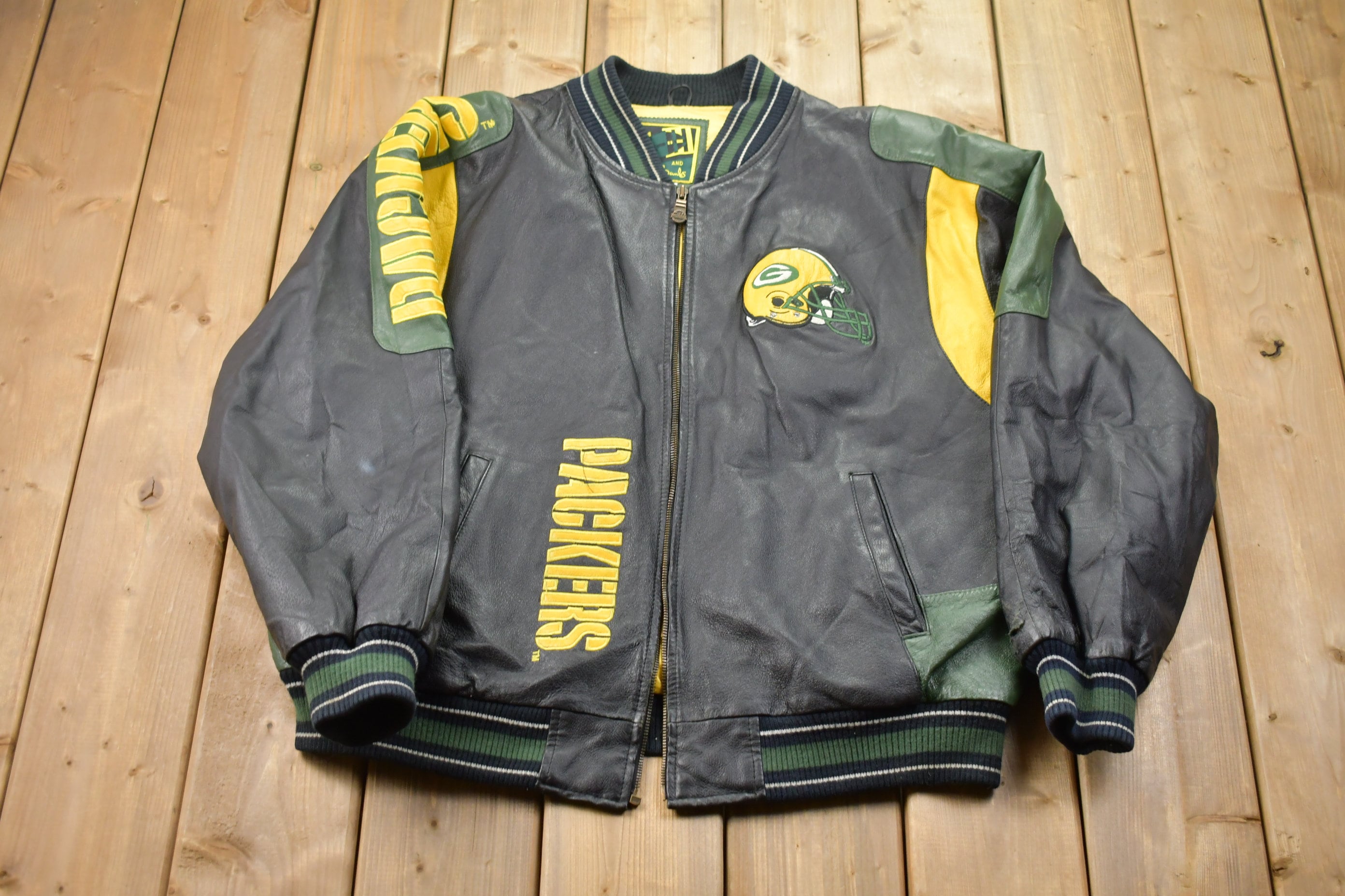 Vintage 1990s Green Bay Packers NFL Leather Bomber Jacket / Fall