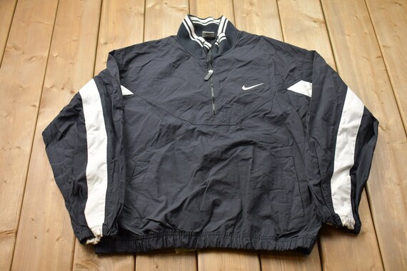 Vintage 1990s Nike Embroidered 