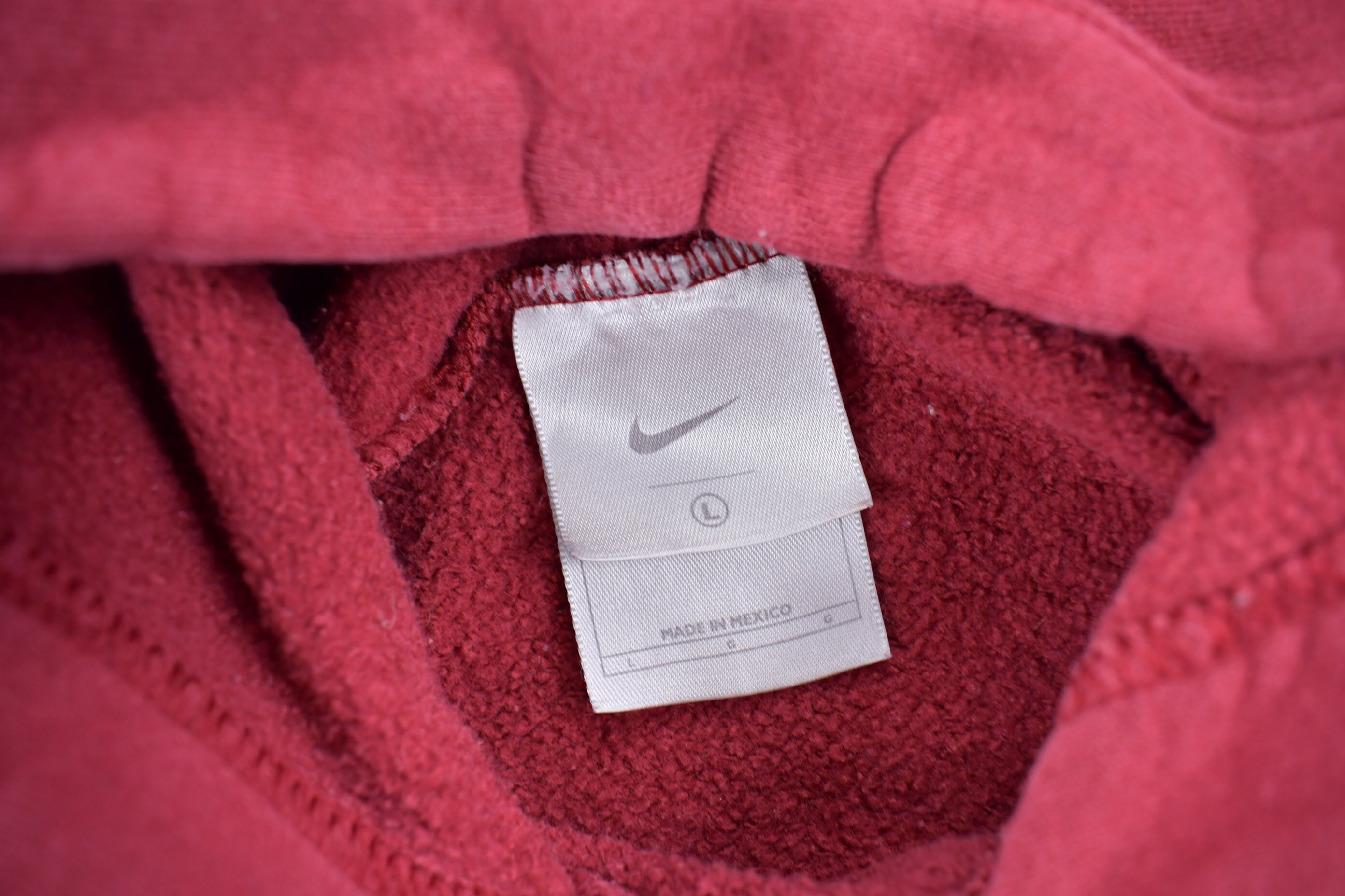 Vintage Y2K Nike Center Swoosh Hoodie / Red Nike Hoodie