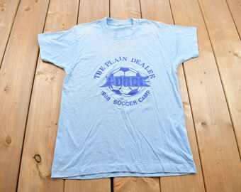 Camiseta vintage de campamento de fútbol de 1988 / Manchada / Camiseta vintage / Ropa urbana / Vintage rara / Costura simple / Hecha en EE. UU.