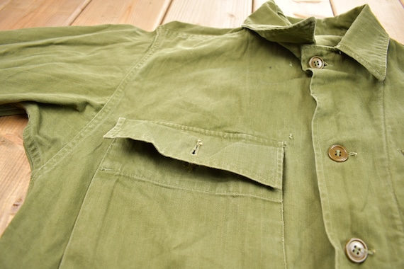 Vintage WW2 1940s Herringbone Military Jacket US Army… - Gem