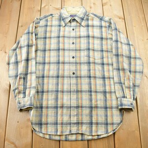 Vintage 1980s Pendleton Plaid Button Up Shirt / 100% Virgin Wool / Outdoorsman / Made In USA / Flannel