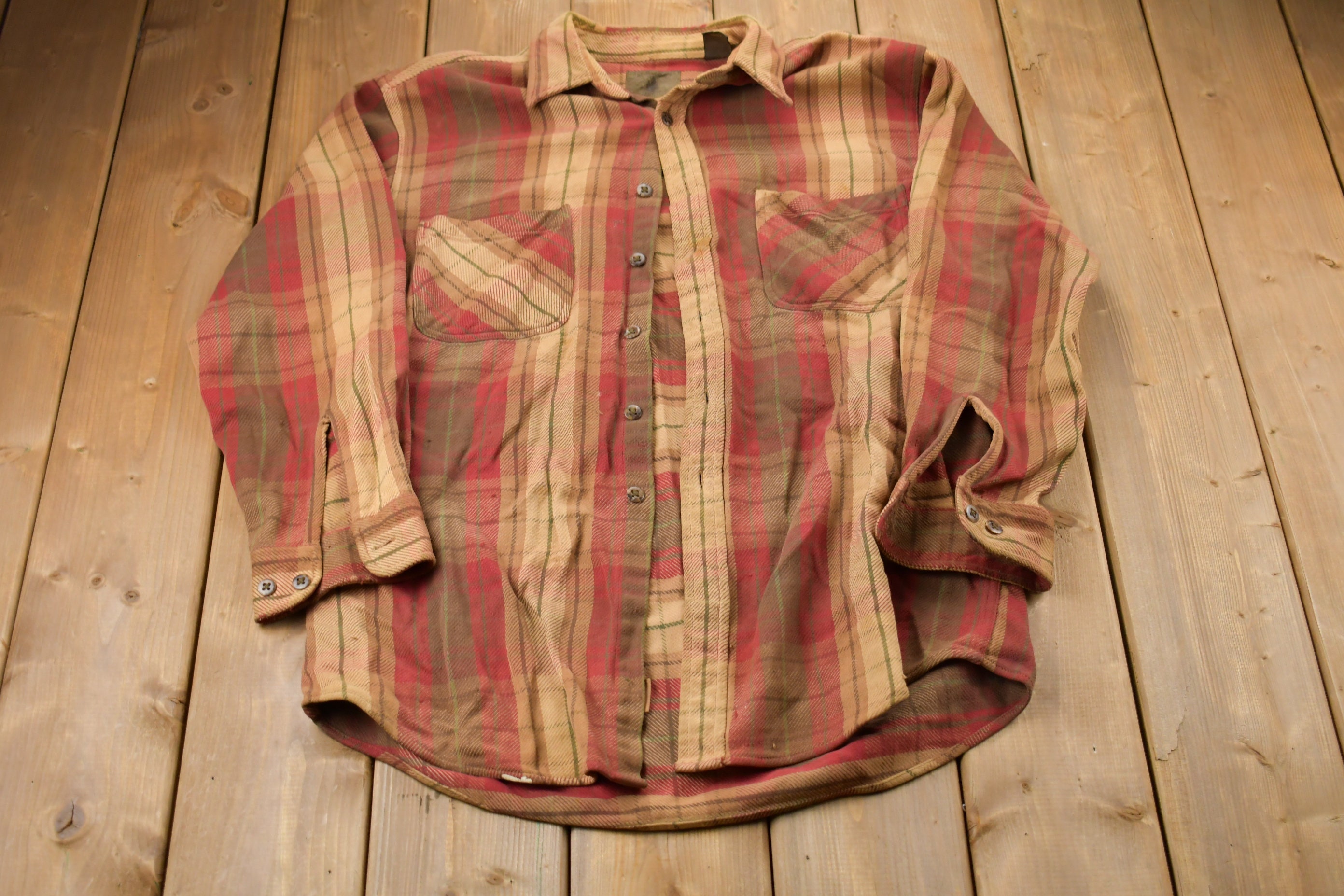 Vintage 1990s Authentic Plaid Button Up Shirt / 1990's Button Up / Vintage Flannel / Casual Wear / Workwear / Pattern Button Up
