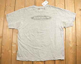 Vintage 1990s Nike Logo Slogan Graphic T-Shirt / 90s / Vintage Streetwear / Graphic T Shirt / Nike Just Do It / Nike Swoosh / Distressed