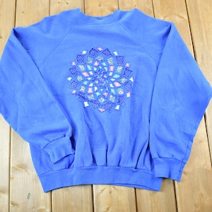Vintage 1990s Souvenir Abstract Pattern Crewneck Sweatshirt Made In USA / 90s Crewneck / Souvenir Sweater / Streetwear / Travel
