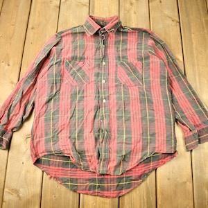 Vintage 1980s JC Penney Red Plaid Flannel Button Up Shirt / 1980s Button Up / Vintage Flannel / Plaid Flannel / Distressed Shirt