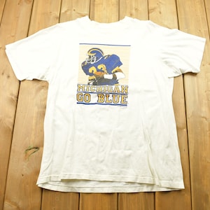 Vintage 1989 University Of Michigan Wolverines Graphic T-Shirt / NCAA Football / Go Blue / Fruit Of The Loom / Made In USA / Single Stitch