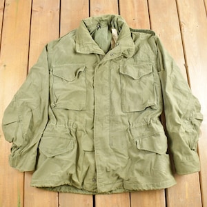 Vintage 1976 Military US Army Sateen Field Jacket / OG 107 / Button Up Jacket / US Army Green / Streetwear Fashion / Alpha Industries