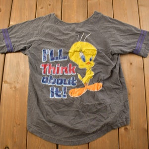 Vintage 1990s Tweety Bird Looney Toons Button Up Shirt / 1990s Button Up / Vintage Looney Toons / Basic Button Up / Cartoons