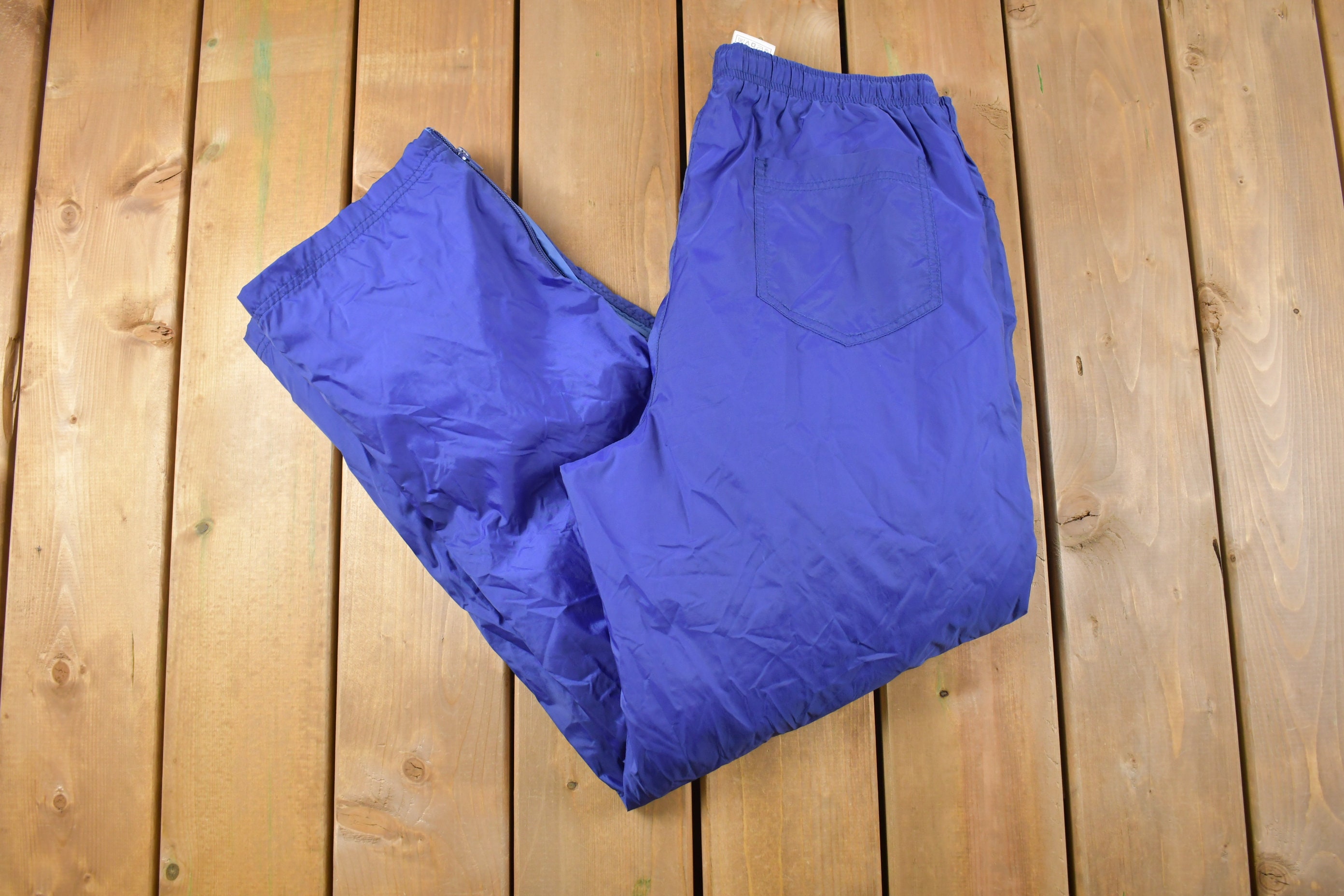 Nike mini swoosh pants shop