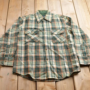 Vintage 1990s JC Penney Plaid Wool Flannel Button Up Shirt / 1990s Button Up / Vintage Flannel / Plaid Shirt / Button Down / Wool Flannel