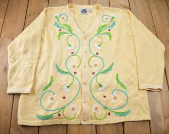 Cardigan vintage anni '90 con grazioso tema floreale / Maglione ispirato alla natura / Maglione della nonna / Bottone a forma di fiore / Maglione anni '90 / Maglione lavorato a maglia