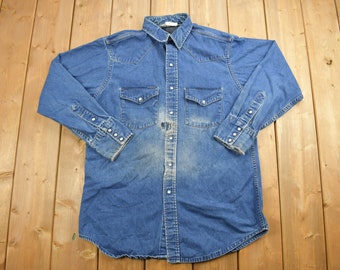 Vintage 1980s Carhartt Pearl Snap Denim Shirt / Carhartt Jean Jacket / Carhartt Trucker / Streetwear / 80s Workwear / Distressed / Button Up