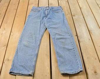 Vintage 2000s Levi's 505 Regular Fit Denim Jeans Men's 30 x 28 / Regular Fit / Y2K Levi's / Distressed Sun Faded Jeans