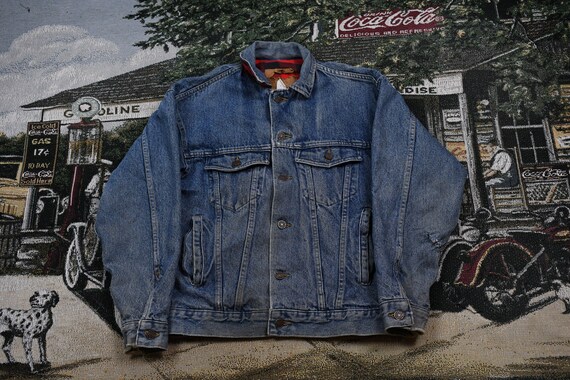Vintage Jean Jacket / Fall Winter Outerwear / Stre