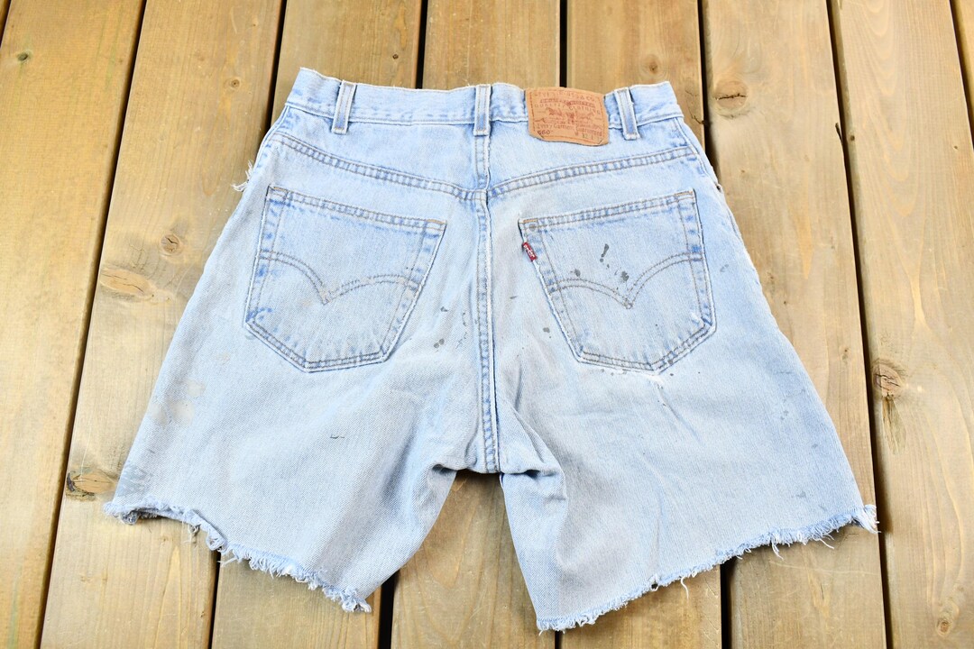 Levi’s 90s Cutoff Shorts (S)