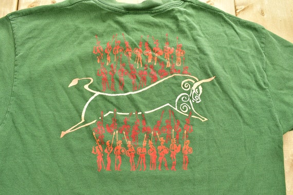 Vintage 1990s Ireland Bull Graphic T-Shirt / 80s … - image 4