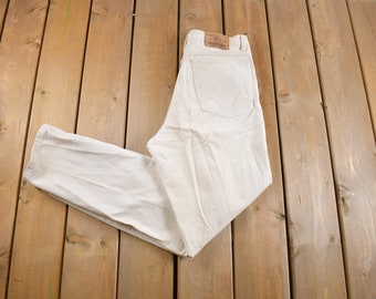 Vintage 1980s Wrangler White Jeans Size 32 x 32 / Made in USA / American Vintage / Workwear / Streetwear / Vintage Pants