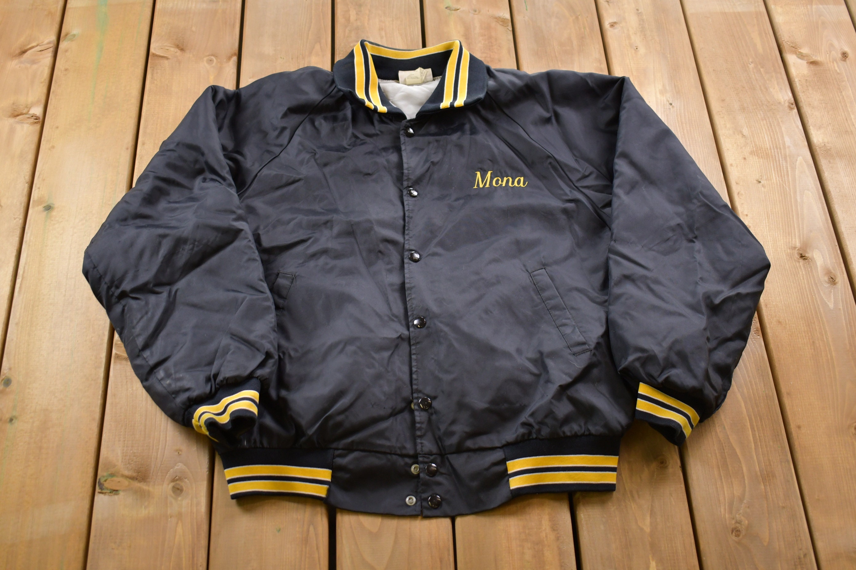 Vtg Hartwell Sports Nylon Jacket - Made in USA (M