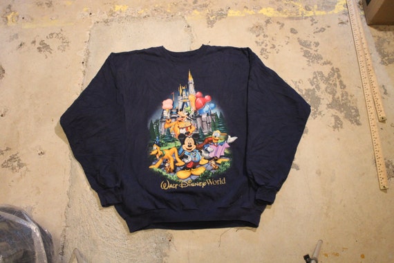 90s Crewneck / Cartoon Character Print / Vintage D