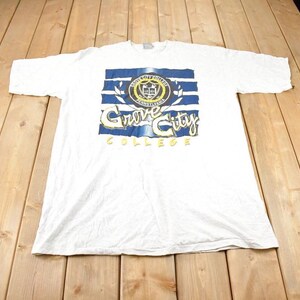Vintage 1990s Grove City College Pennsylvania Graphic T-Shirt Made In USA
