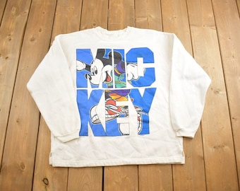 Vintage 1990s Mickey Mouse Embroidered Disney Crewneck