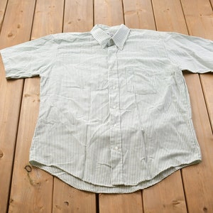 Vintage 1990s Windsor Striped Button Up Shirt / 1990s Button Up / Vintage Windsor / Basic Button Up / Vertical Striped / Windsor Dress Shirt