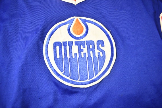 Vintage 1990s Edmonton Oilers NHL Hockey Jersey / Sportswear