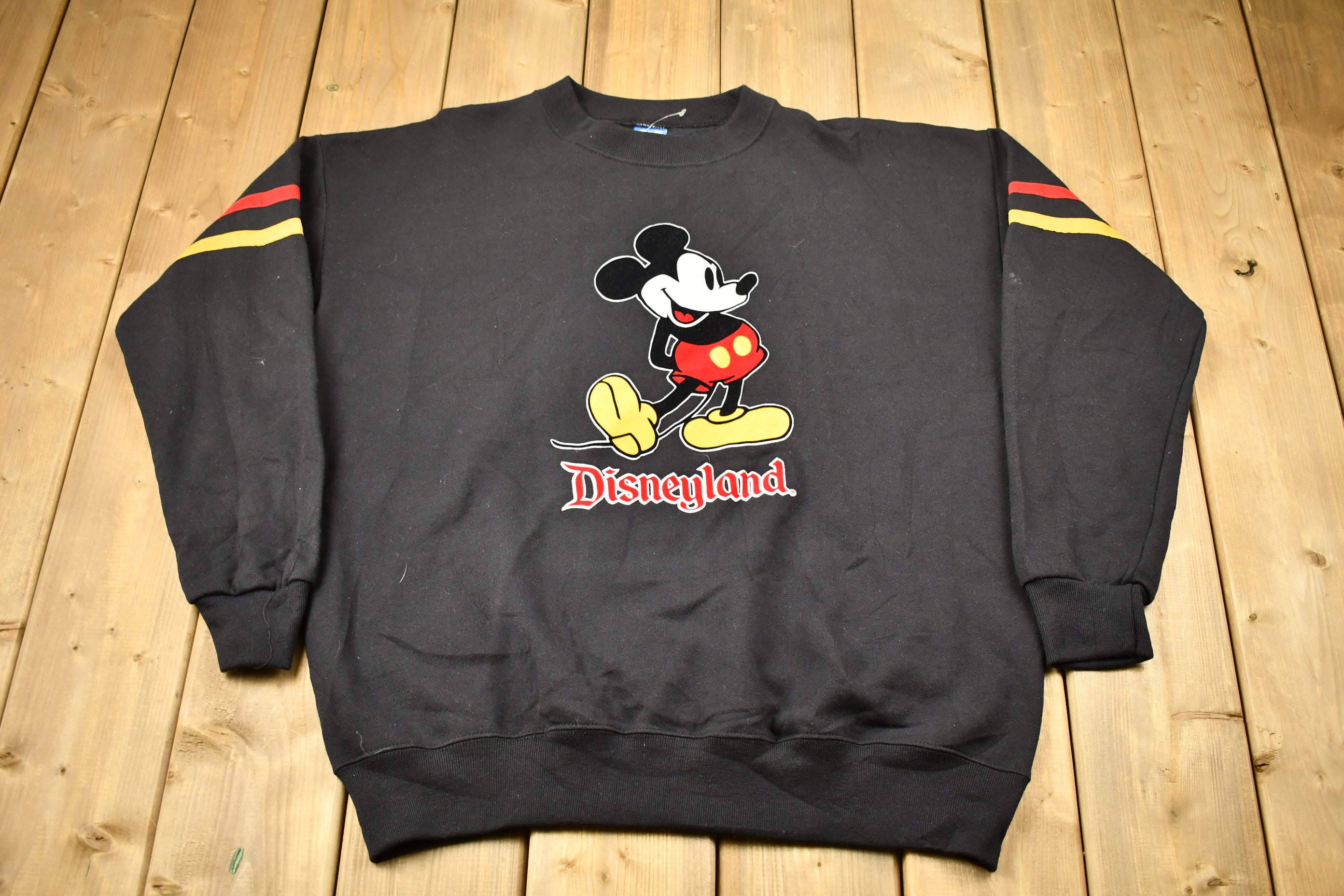 Mickey Mouse Disneyland Button Pin Back Walt Disney Made in Japan Vint –  Shop Thrift World