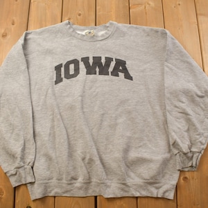 Vintage jaren 1990 Iowa University Collegiate ronde hals / NCAA-sweater / sportkleding / Americana