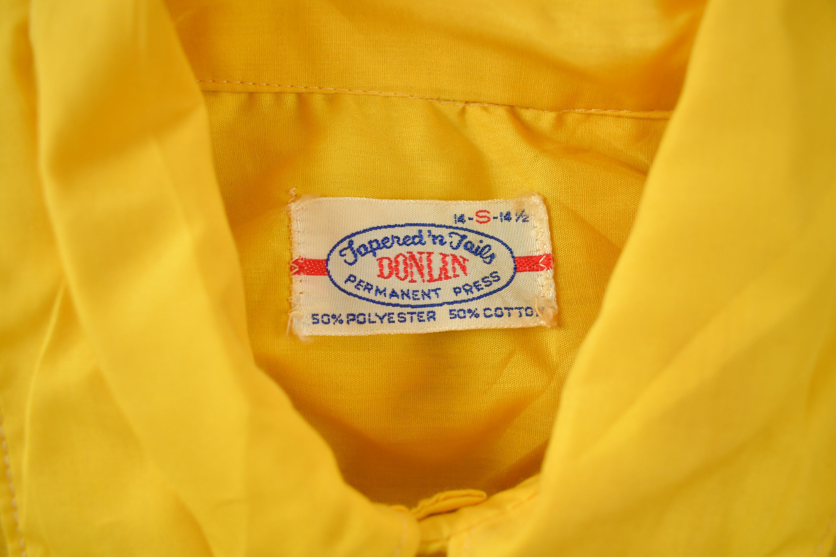 Vintage 1960s Blank Yellow Tapered N' Tails Button up Shirt