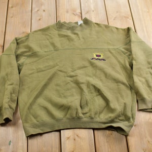 Vintage 1990s Bugle Boy Crewneck Sweatshirt / 90s Crewneck / Bugle Boy Vintage / Essential / Casual Wear / 90s Blank / Embroidered