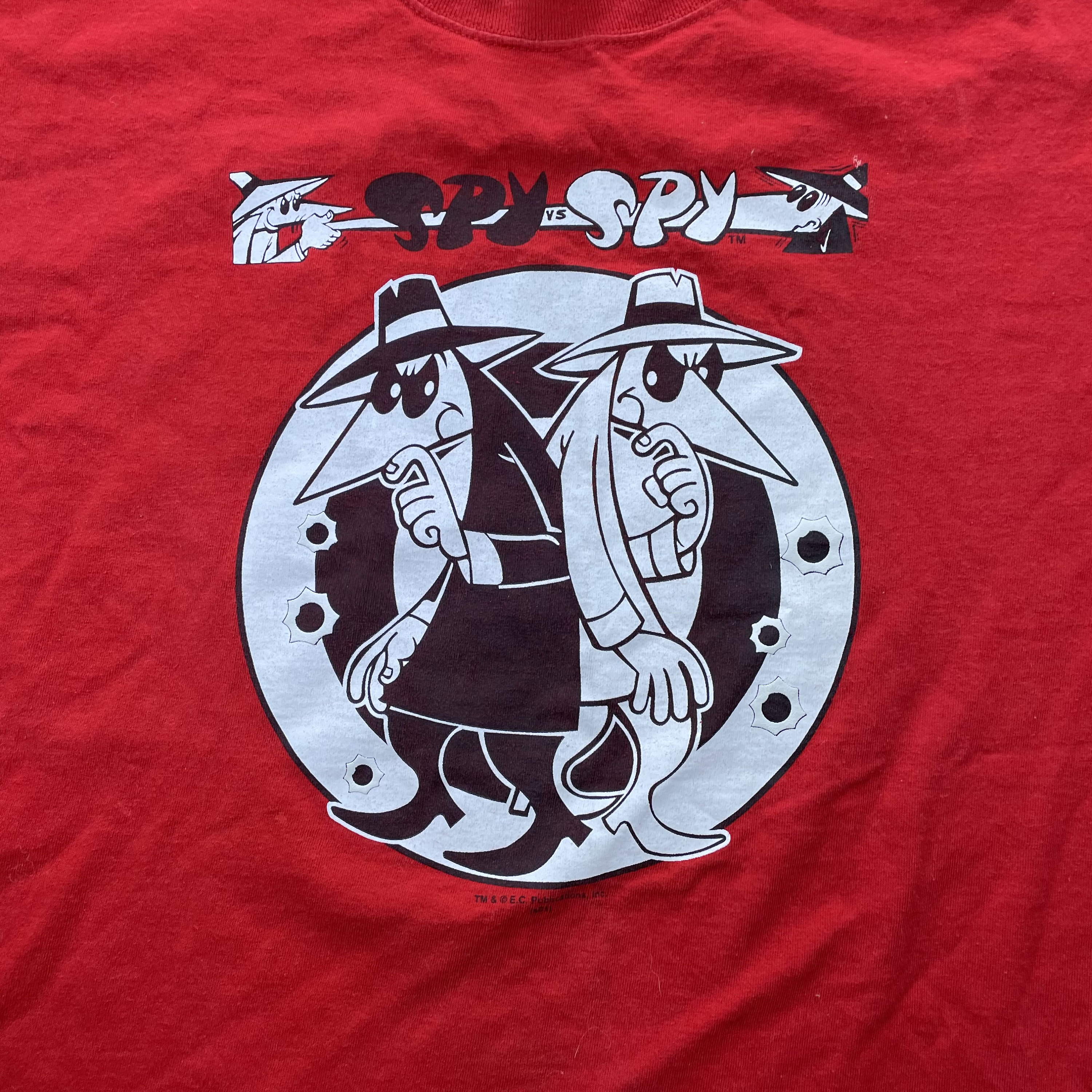 Vintage 2001 Spy Vs Spy Mad Magazine Cartoon T-shirt / 90s Graphic