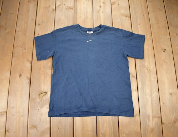 Vintage 1990s Nike Womens Mini Swoosh T-Shirt / 9… - image 1