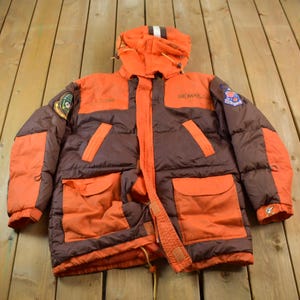 Vintage 1990s Cleveland Browns NFL Game Day Embroidered Windbreaker / Vintage NFL / Vintage Windbreaker / Streetwear / Hooded Jacket