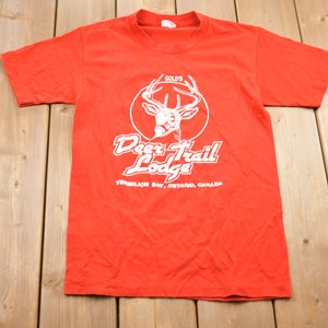 Vintage 1980s Deer Trail Lodge Canada Graphic T-Shirt / Graphic / 80s / 90s / Streetwear / Retro Style / Single Stitch / Made In USA