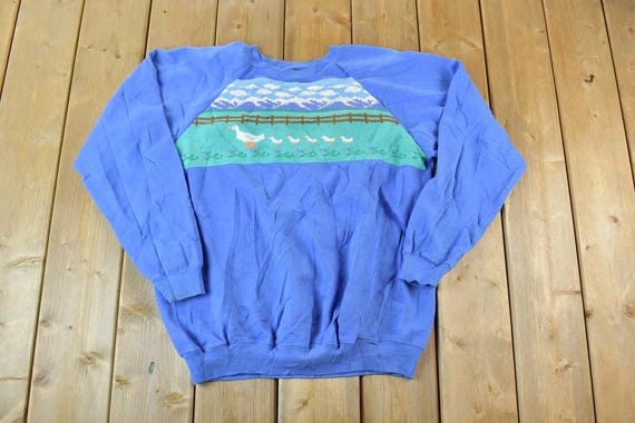 Vintage 1990s Duck Family Embroidered Outdoorsman Crewneck Sweatshirt / Embroidered / Nature Sweater / Outdoor Sweater