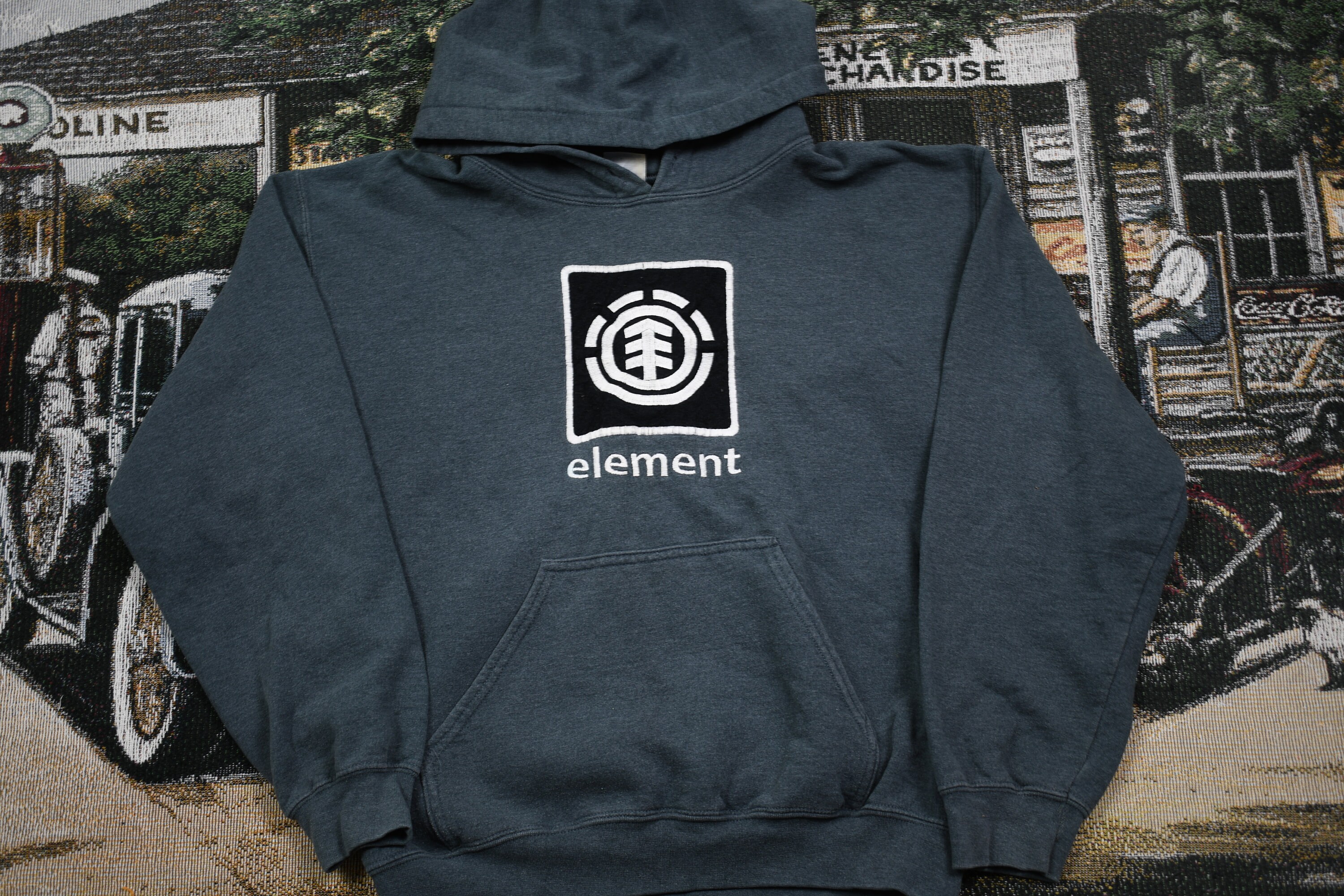 Element Skateboarding / Embroidered Graphic / 00s 90s Hoodie / Etsy