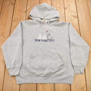 Vintage 1990s New York City Embroidered Hoodie / 90s Hoodie / Vintage Sweater / Souvenir Sweater / Vintage New York / Heather Grey