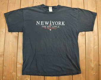 Vintage 1990s New York City Graphic T-Shirt / Graphic / Big Apple / 90s / Streetwear / Travel Shirt / New York Graphic / Vacation