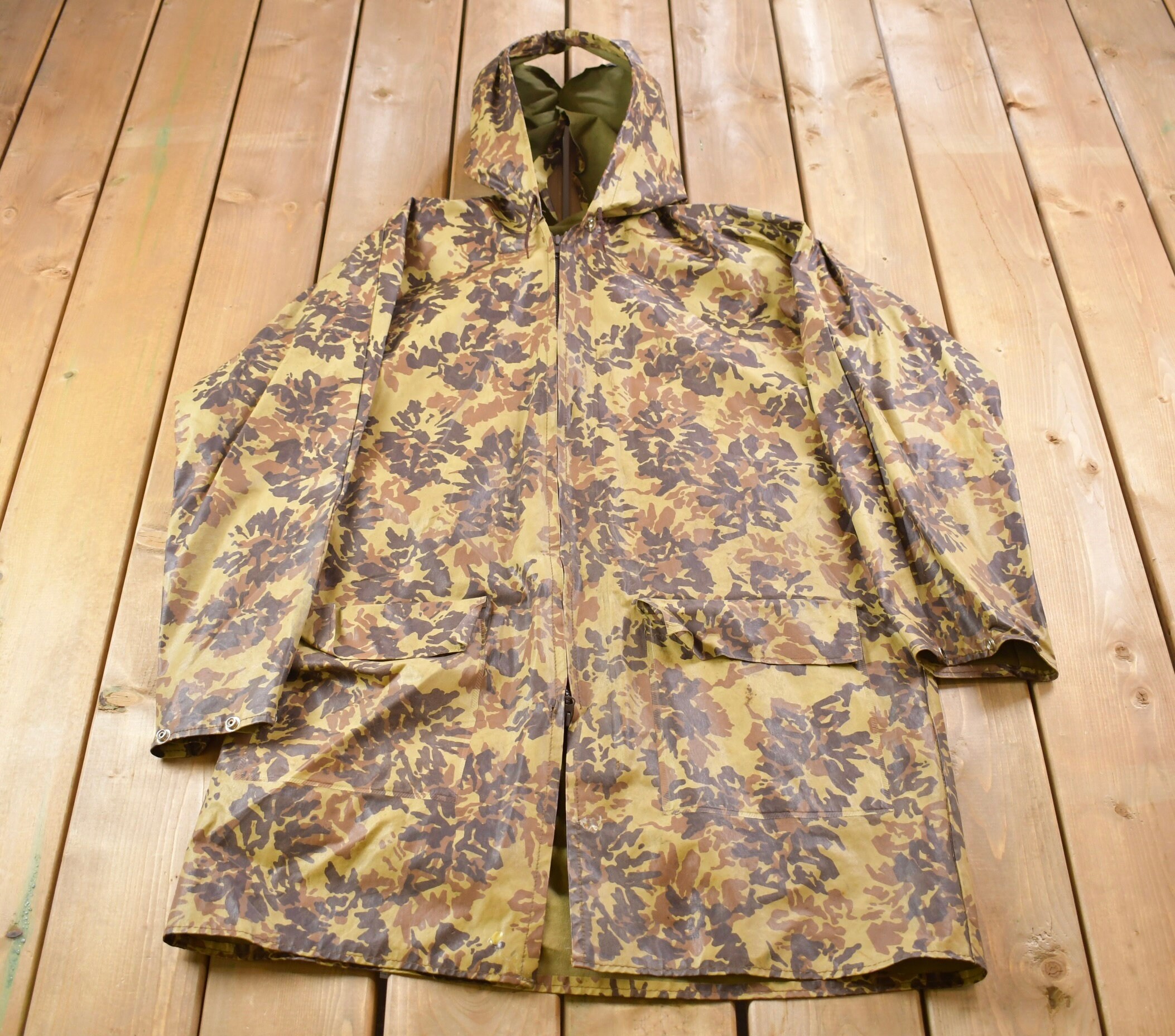 Vintage 1980s Stearns Fall Leaves Real Tree Camouflage Hunting 