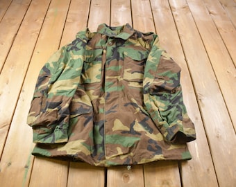 Vintage 1991 Woodland Tarnmuster Feldjacke für kaltes Wetter / Feldjacke / Armee / Militaria / Armee-Oberteil / authentische Militärausrüstung