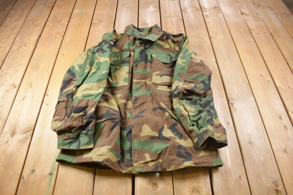 Vintage 1991 US Military Woodland Camouflage Cold… - image 1