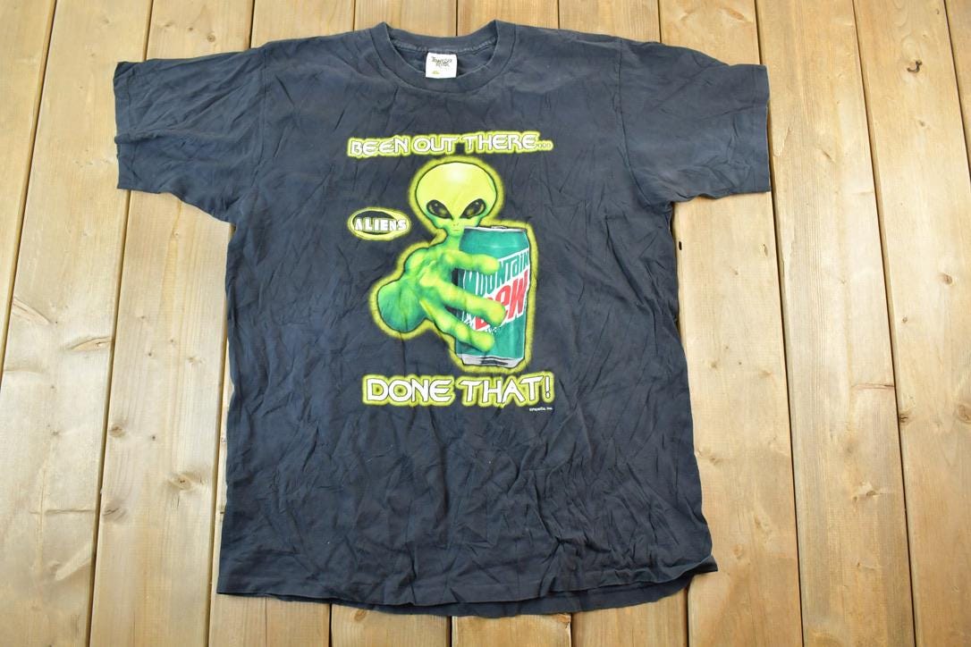Vintage 1990s Mountain Dew Aliens Exist T-shirt / 90s Vintage Do