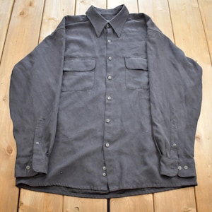 Vintage Y2K Van Heusen Long Sleeve Button Up Shirt / Solid Pattern / Casual Shirt / Formal Shirt