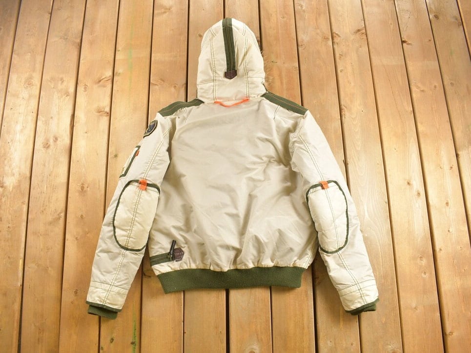 Vintage Y2K White Parasuco Tech Coyote Fur Trim Ski Jacket
