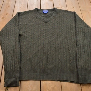 Vintage 1990s Pendleton 100% Lambswool Cable Knitted Crewneck Sweater / Vintage 90s Crewneck / Sweatshirt / Abstract Pattern