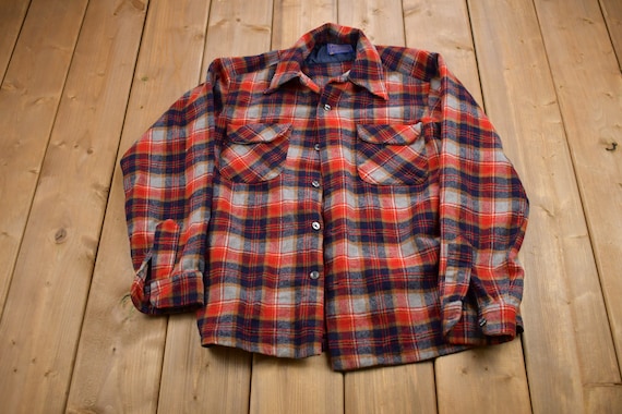 Vintage 1960s Pendleton Plaid Button Up Shirt / 1… - image 1