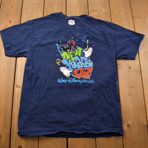 ヴィンテージ 1998 ディズニーワールド ニューイヤー Tシャツ / 90年代 グラフィック Tシャツ / ヴィンテージ ディズニー / パーティー Tシャツ /