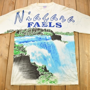 Vintage 1990s Niagara Falls All Over Print Souvenir T Shirt / Streetwear / Made In USA / Vacation Tee / Travel T Shirt / Single Stitch